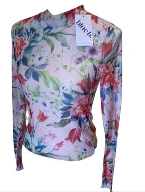 Women’s Pink Floral Print Top